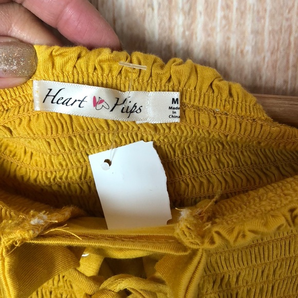 Crop top - Picture 3 of 6